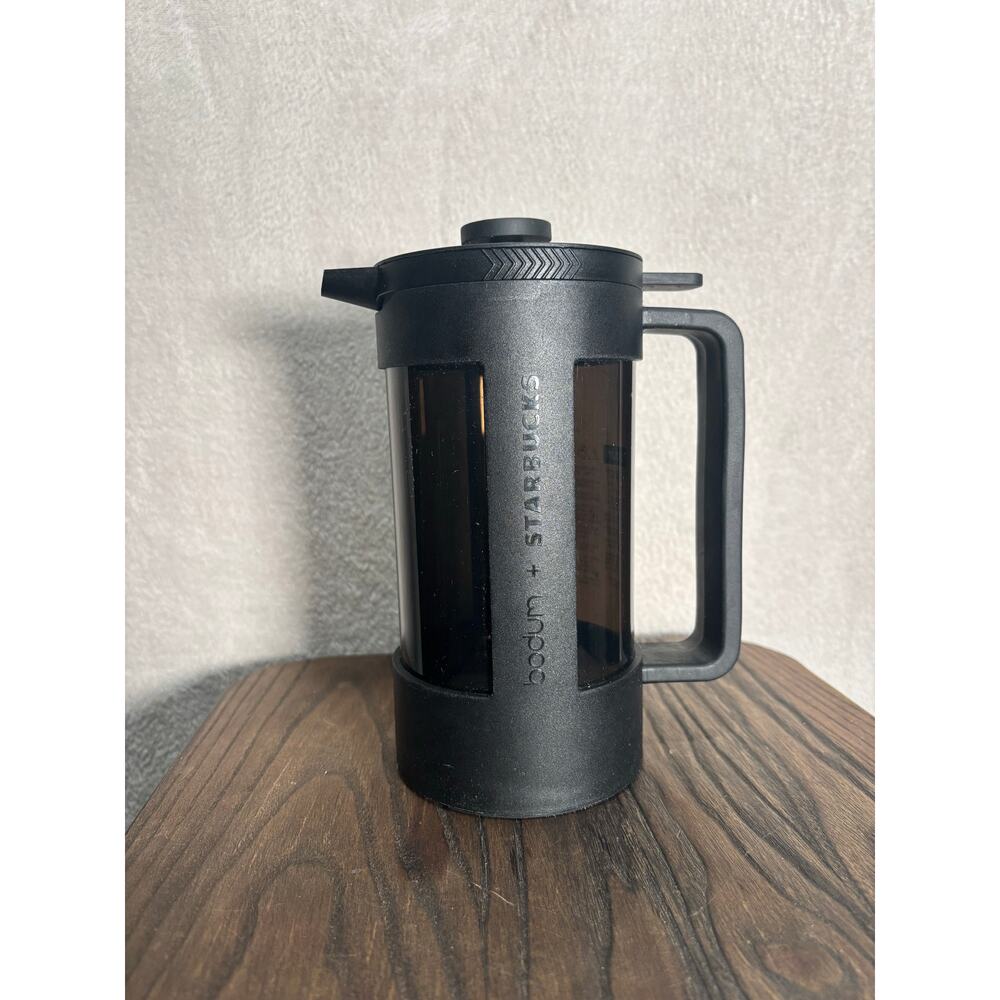 Starbucks 8 Cup French Press‎ By BODUM Plastic Beaker, Locking Lid